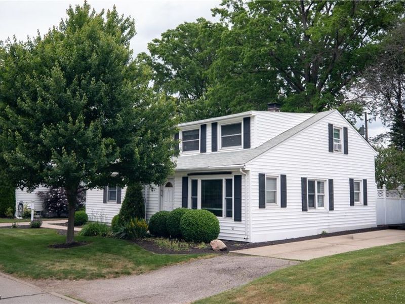 181 Sunset Road, Avon Lake, OH 44012 Photo 2