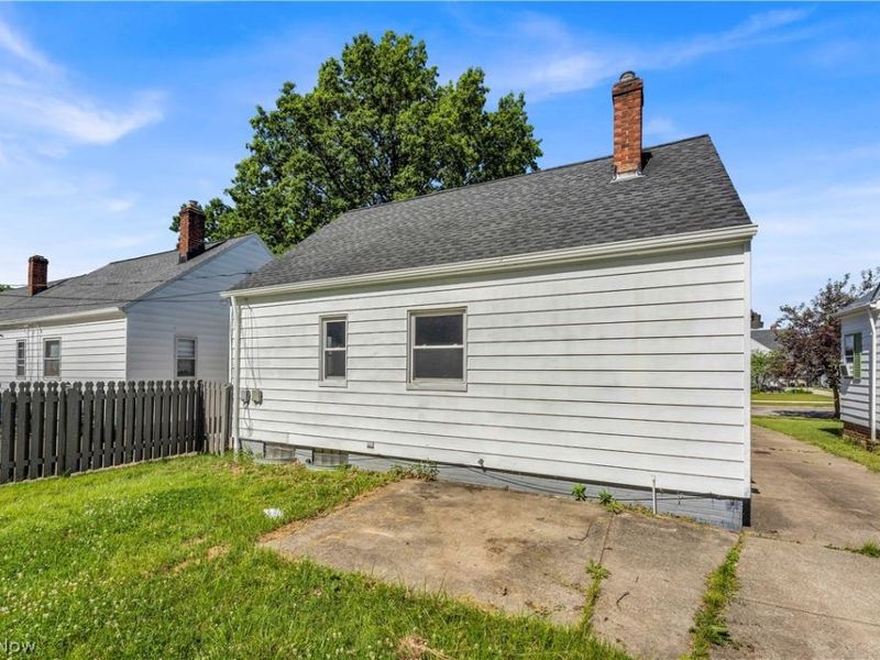 5535 Oakwood Avenue, Maple Heights, OH 44137 Photo 23