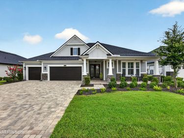914 OAKLAND HILLS Avenue, Middleburg, FL 32068