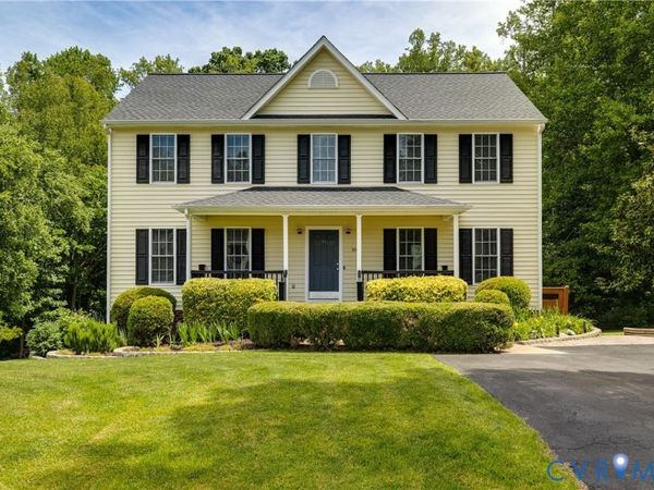 1013 Amber Meadows Place, Midlothian, VA 23114