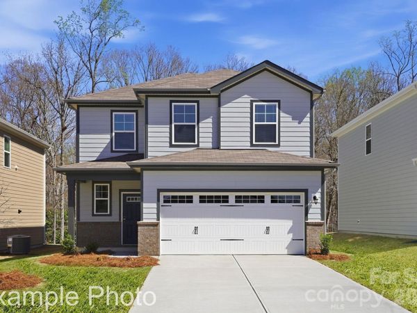 2949 31st Street Lane , Hickory, NC 28601