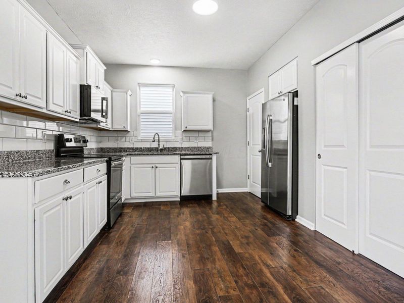 5458 Spring River Avenue , Dublin, OH 43016 Photo 10