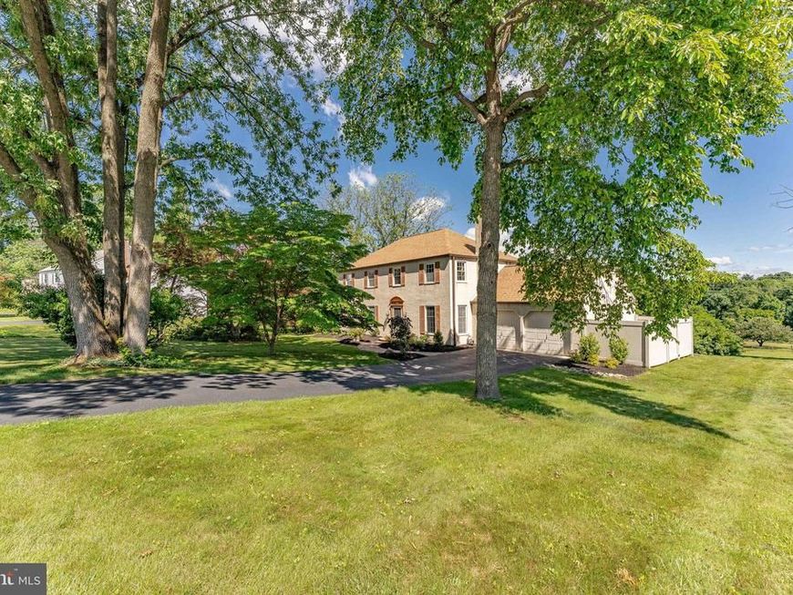 84 N Spring Lane, Phoenixville, PA 19460 Main Photo