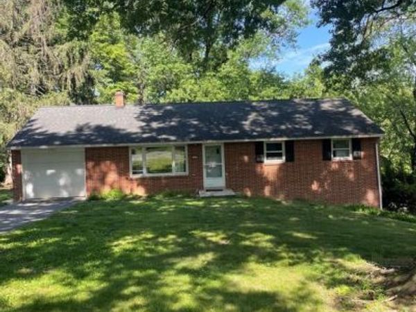 329 FAIRVIEW DRIVE , LITITZ, PA 17543