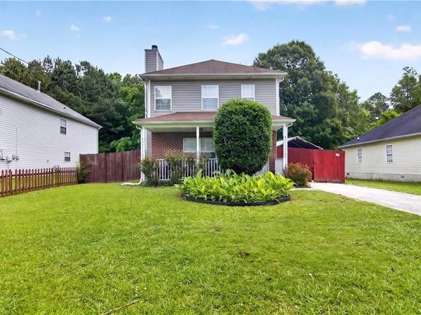 5648 feldwood Road , College Park, GA 30349