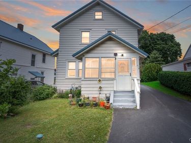 358 Roxford Road N, Syracuse, NY 13208