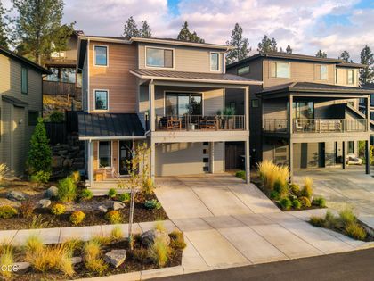 2543 NW Marken Street Bend, OR 97703