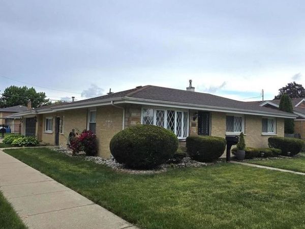 6101 W 82nd Place , Burbank, IL 60459