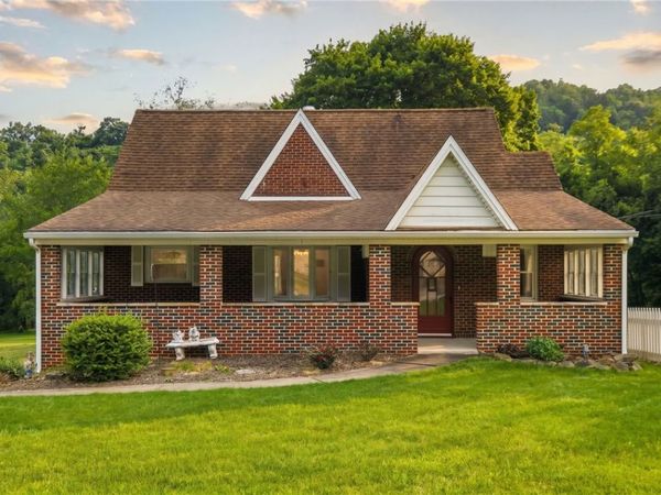 3747 Bull Creek Road, Tarentum, PA 15084