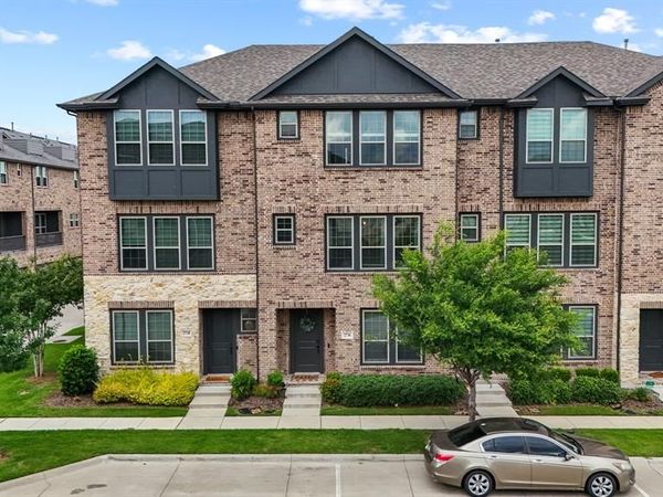2736 Levee Lane, Lewisville, TX 75067