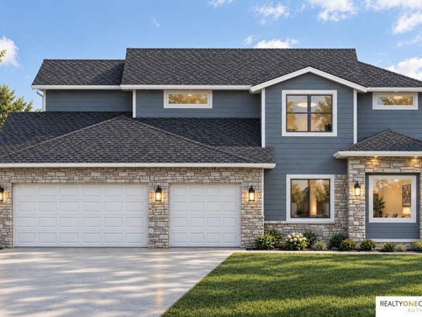 5118 Pinehil Road, Papillion, NE 68133