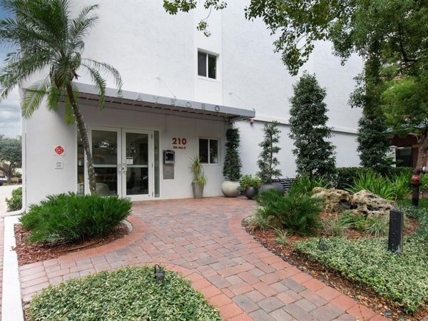 210 5TH AVENUE S, Unit 403, ST PETERSBURG, FL 33701