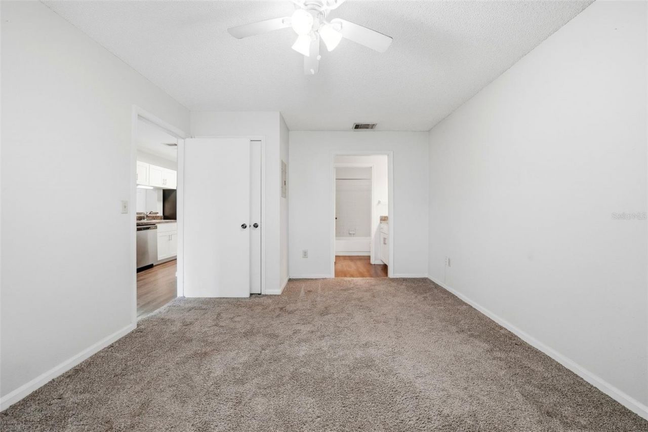 11901 4th Street N, Unit 2106, Saint Petersburg, FL 33716 Photo
