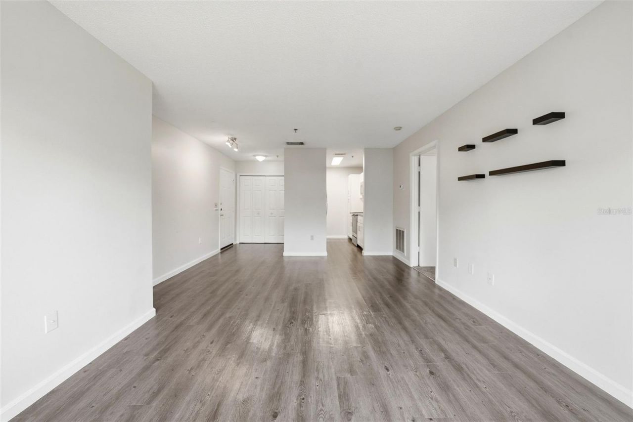 11901 4th Street N, Unit 2106, Saint Petersburg, FL 33716 Photo