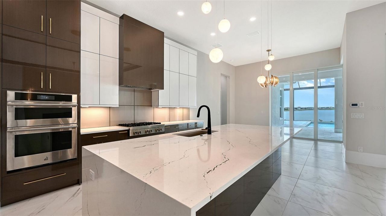 1046 Blue Shell Loop, Sarasota, FL 34240 Photo