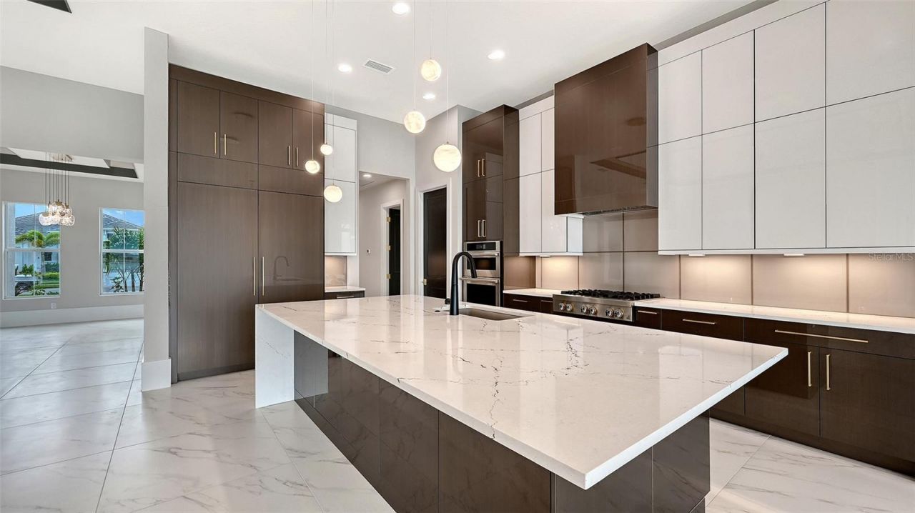 1046 Blue Shell Loop, Sarasota, FL 34240 Photo