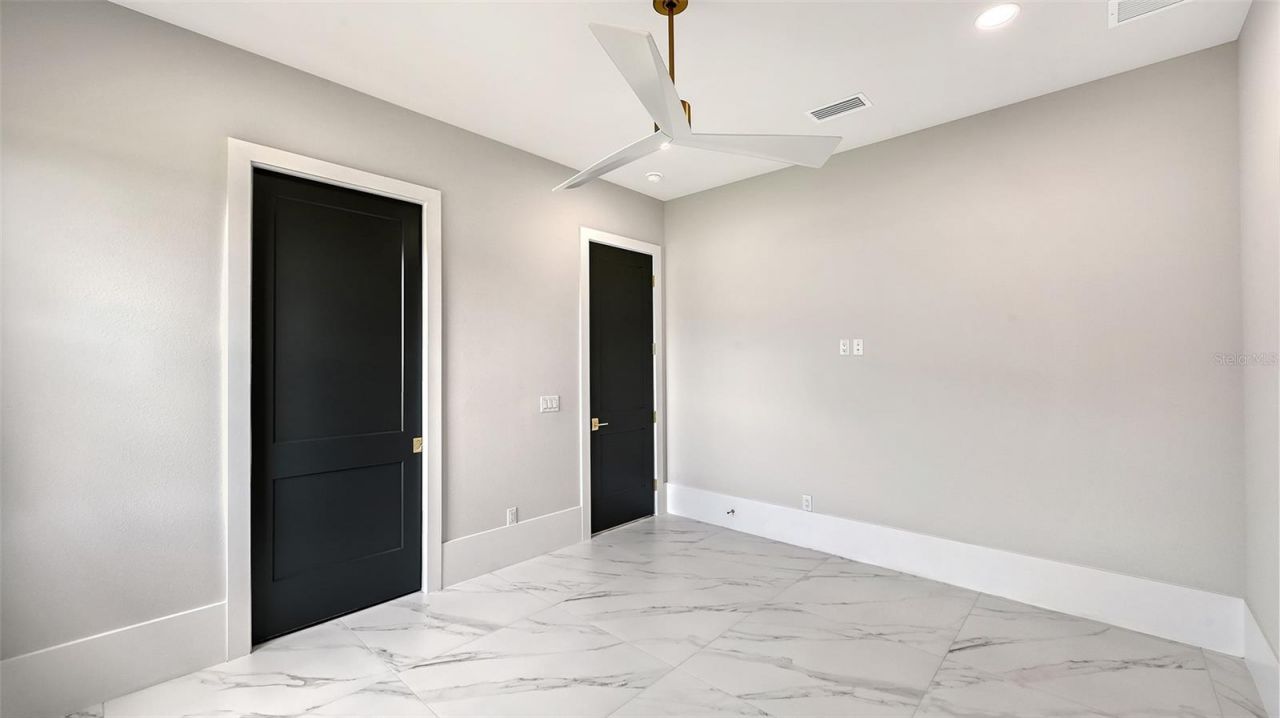 1046 Blue Shell Loop, Sarasota, FL 34240 Photo