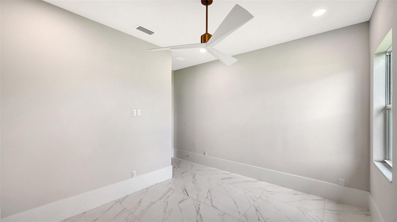 1046 Blue Shell Loop, Sarasota, FL 34240 Photo