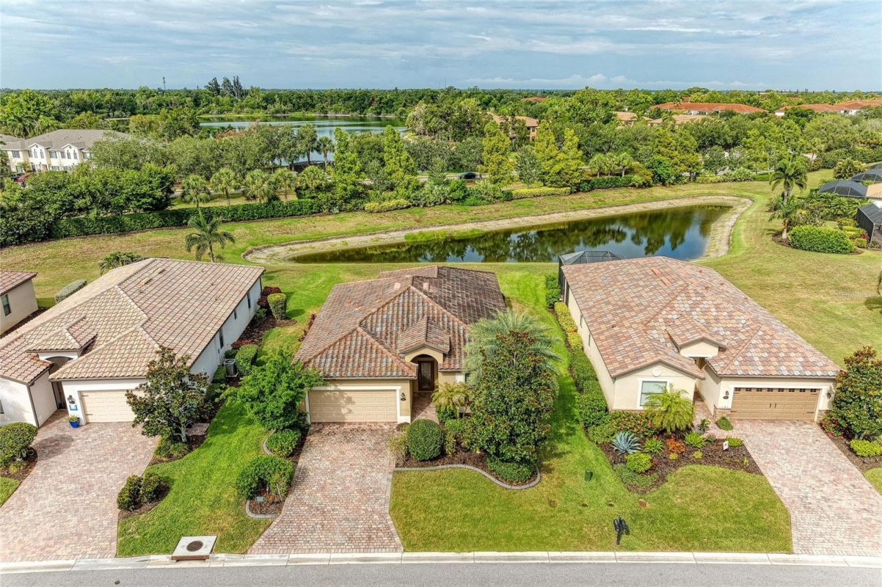 165 Wandering Wetlands Circle, Bradenton, FL 34212 Photo