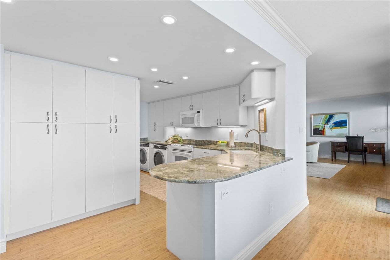 603 Longboat Club Road, Unit 202N, Longboat Key, FL 34228 Photo