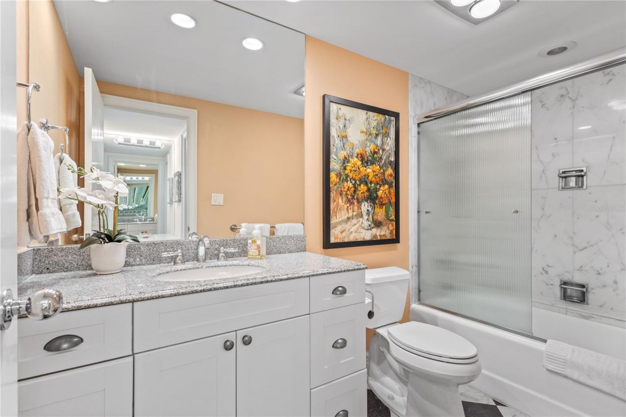 603 Longboat Club Road, Unit 202N, Longboat Key, FL 34228 Photo