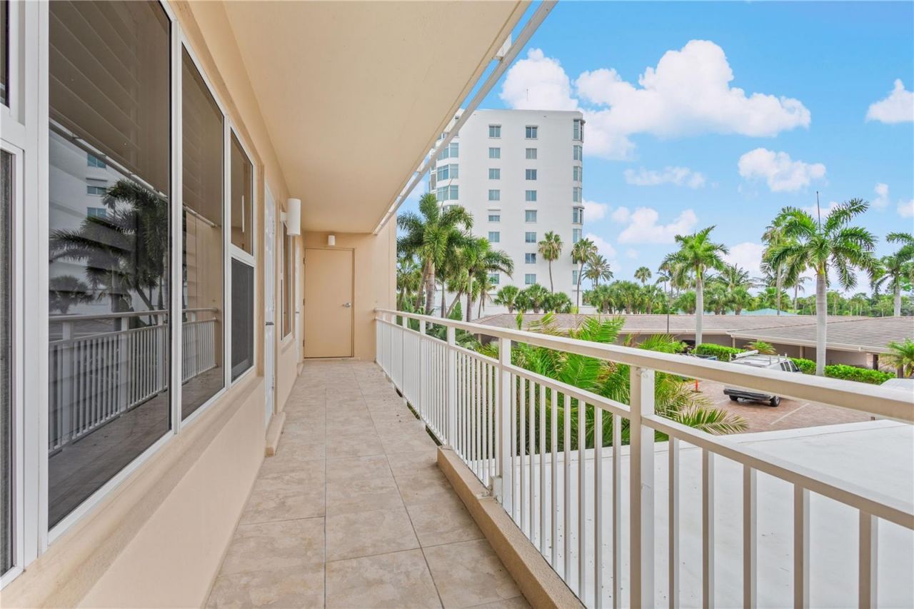 603 Longboat Club Road, Unit 202N, Longboat Key, FL 34228 Photo