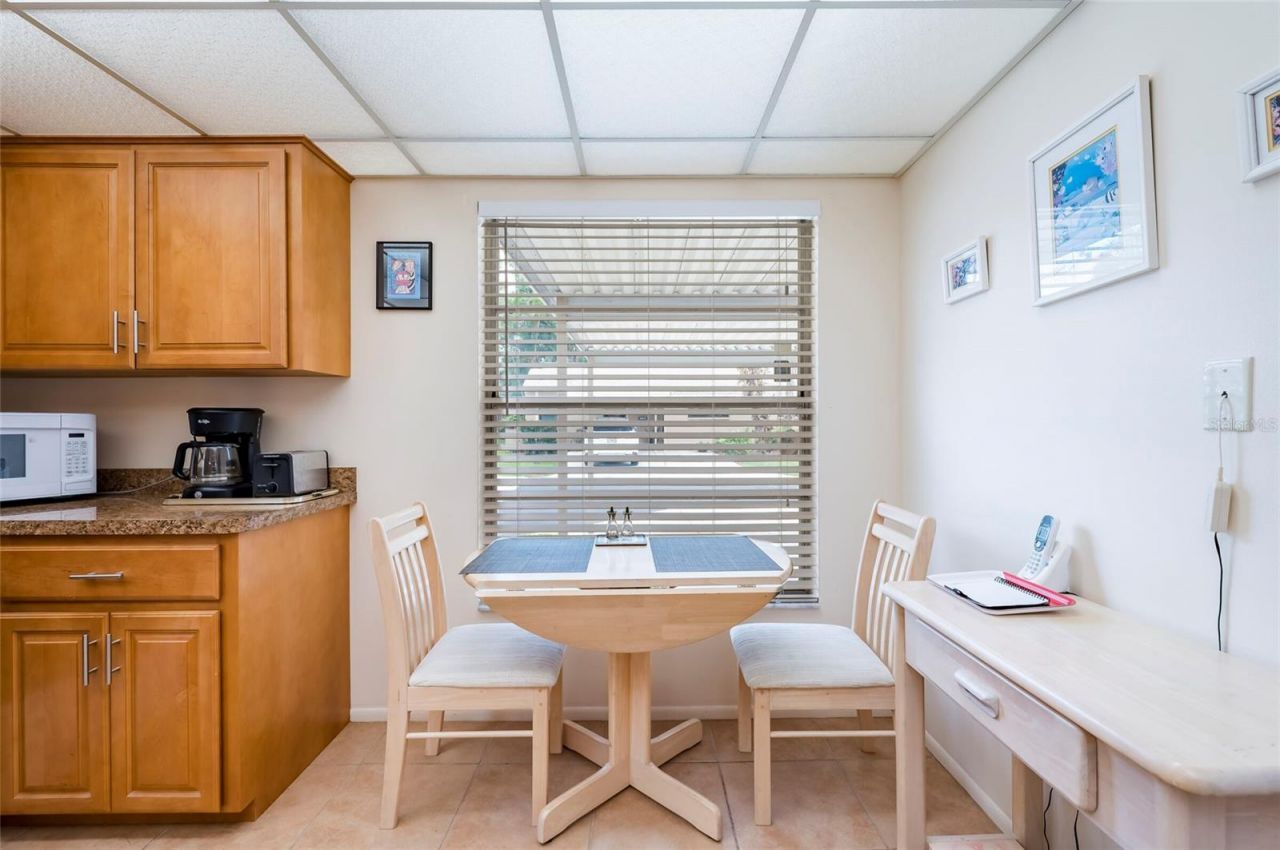 4807 Village Gardens Drive, Unit 104, Sarasota, FL 34234 Photo