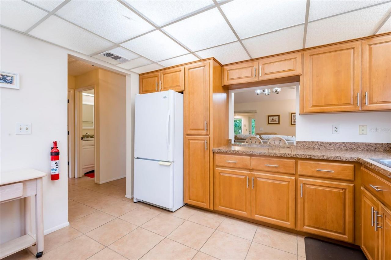 4807 Village Gardens Drive, Unit 104, Sarasota, FL 34234 Photo
