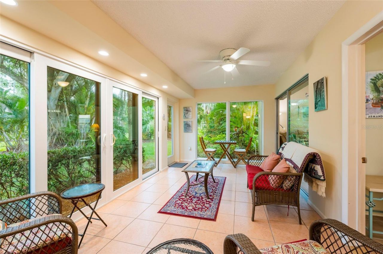 4807 Village Gardens Drive, Unit 104, Sarasota, FL 34234 Photo