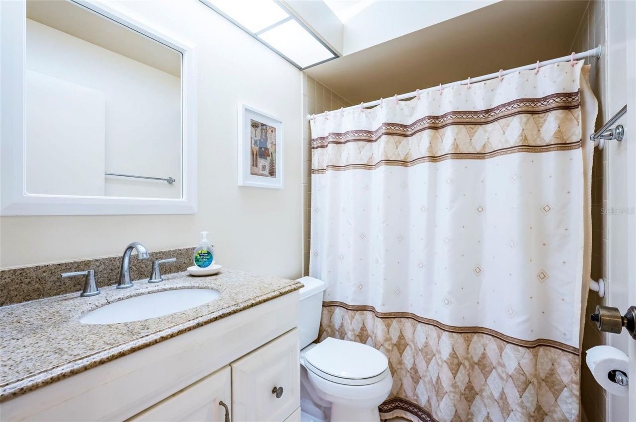 4807 Village Gardens Drive, Unit 104, Sarasota, FL 34234 Photo