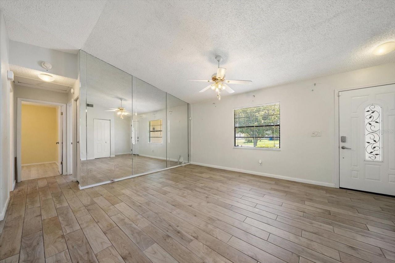 4286 Tarpon Drive Se, Saint Petersburg, FL 33705 Photo