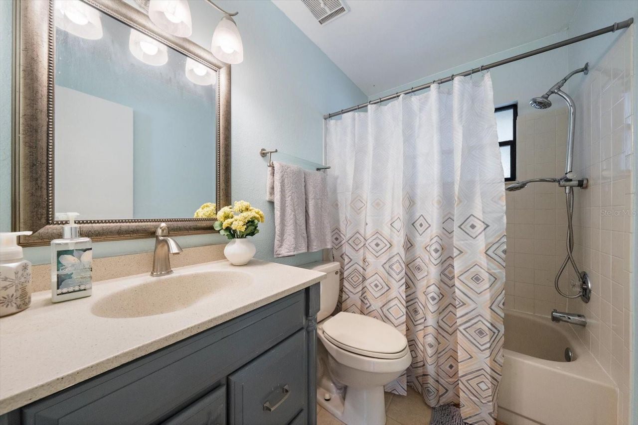 4286 Tarpon Drive Se, Saint Petersburg, FL 33705 Photo