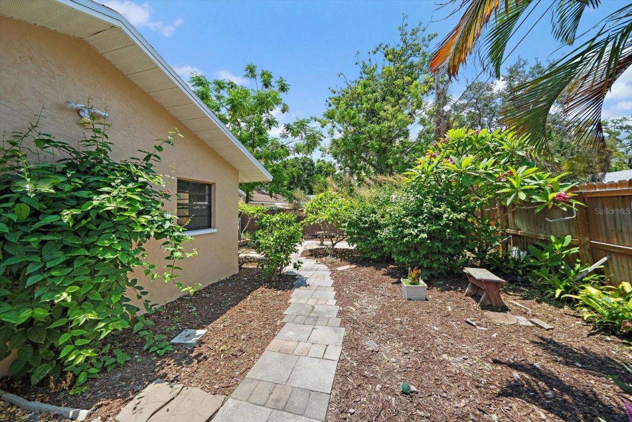 4286 Tarpon Drive Se, Saint Petersburg, FL 33705 Photo