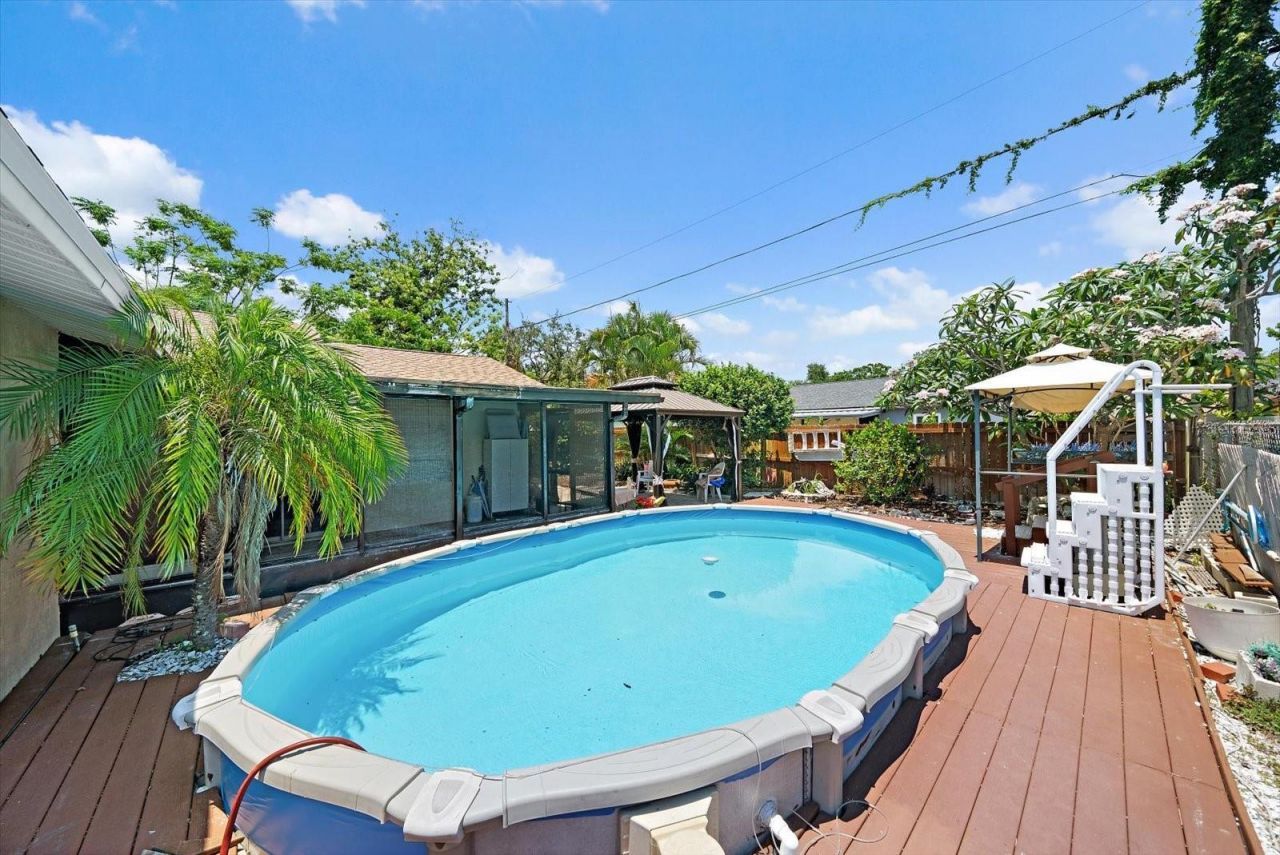 4286 Tarpon Drive Se, Saint Petersburg, FL 33705 Photo