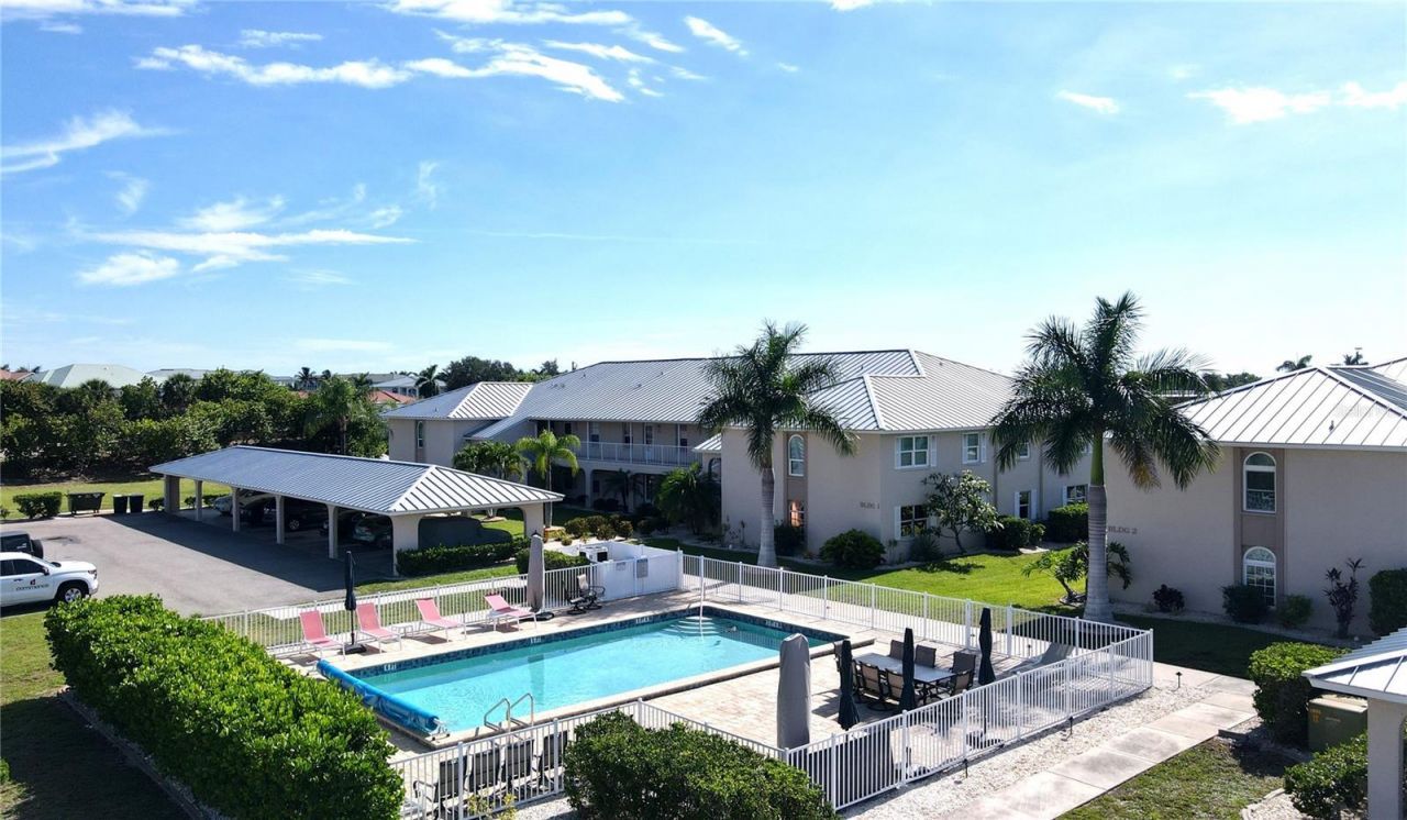 220 Coldeway Drive, Unit 214, Punta Gorda, FL 33950 Photo