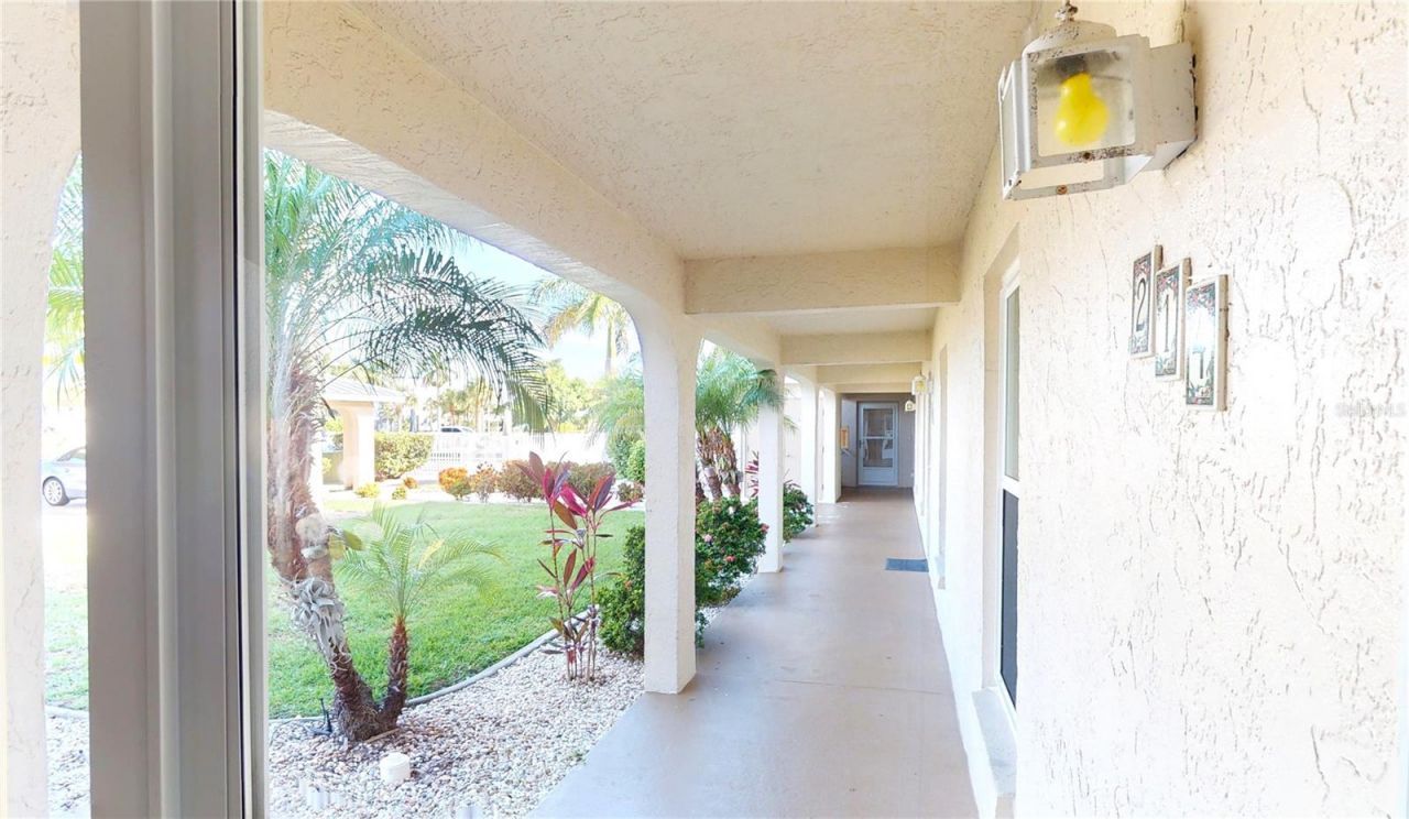 220 Coldeway Drive, Unit 214, Punta Gorda, FL 33950 Photo