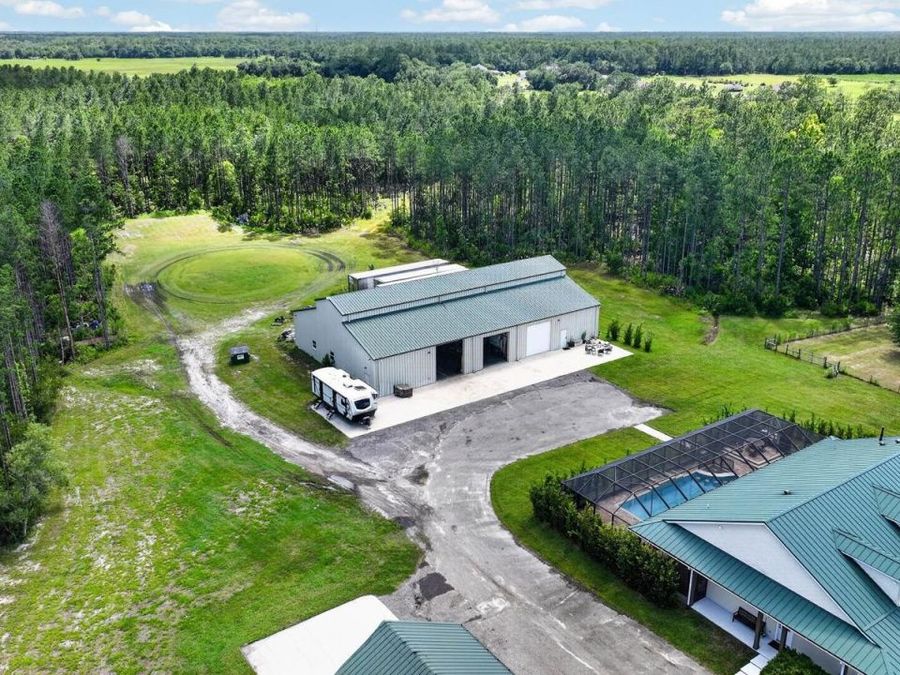 Property Image 100