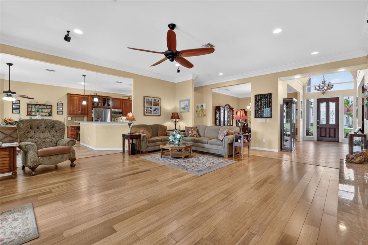 1920 Edgewater Drive , Mount Dora, FL 32757 Photo