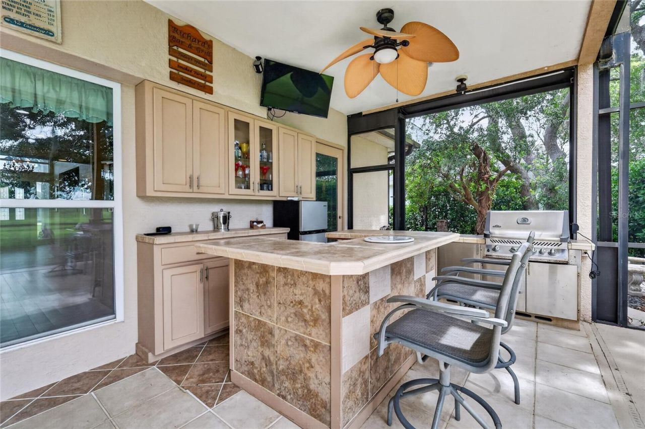 1920 Edgewater Drive , Mount Dora, FL 32757 Photo
