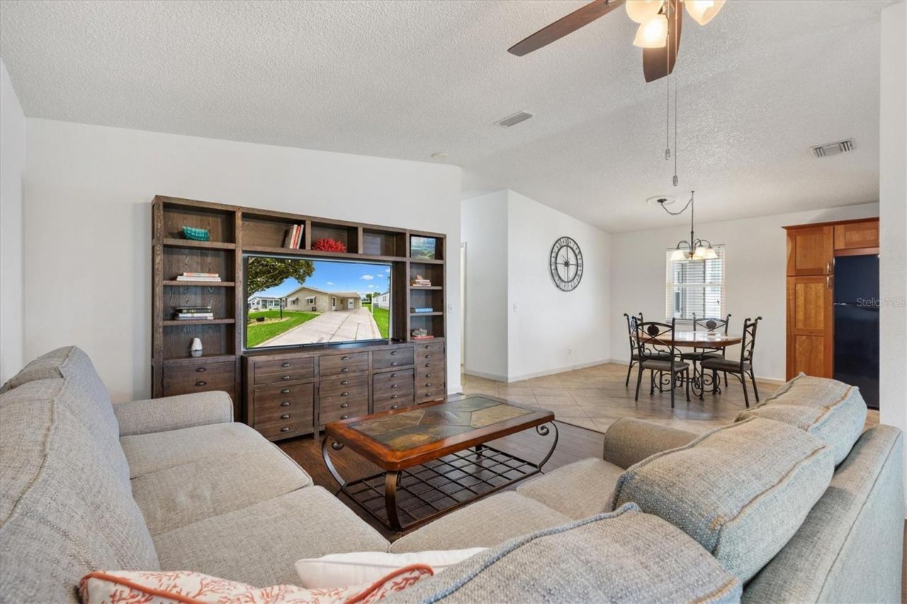 1534 Hillcrest Drive , The Villages, FL 32159 Photo