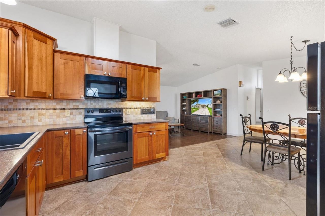 1534 Hillcrest Drive , The Villages, FL 32159 Photo