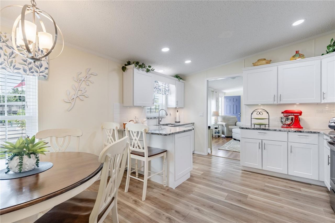 2611 Vindale Road, Tavares, FL 32778 Photo