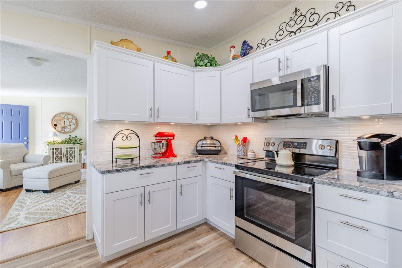2611 Vindale Road, Tavares, FL 32778 Photo