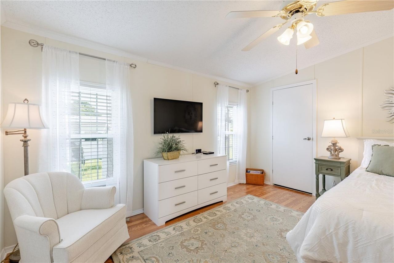 2611 Vindale Road, Tavares, FL 32778 Photo