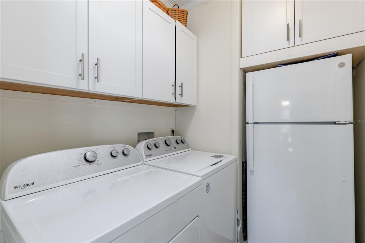 2611 Vindale Road, Tavares, FL 32778 Photo