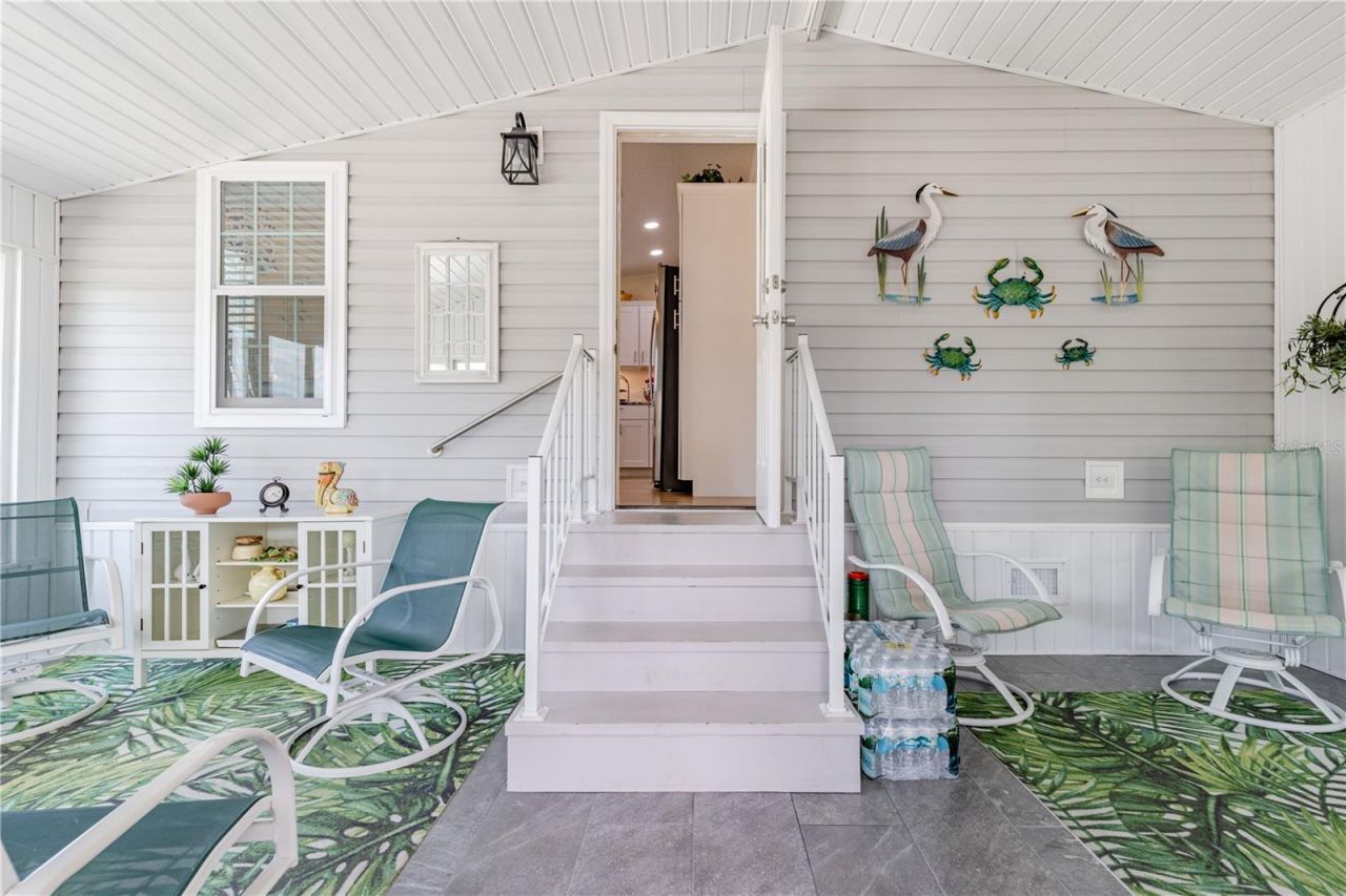 2611 Vindale Road, Tavares, FL 32778 Photo