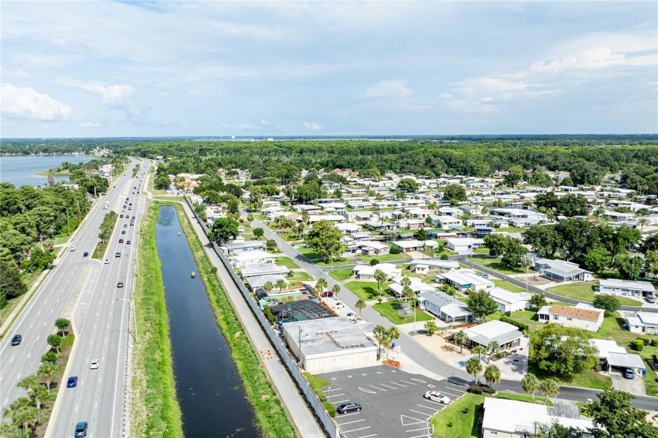 2611 Vindale Road, Tavares, FL 32778 Photo