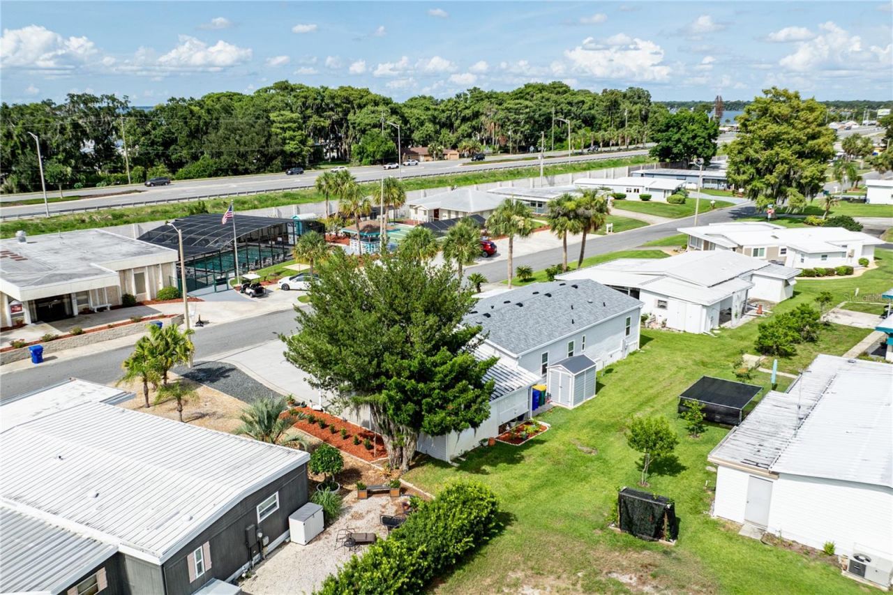 2611 Vindale Road, Tavares, FL 32778 Photo