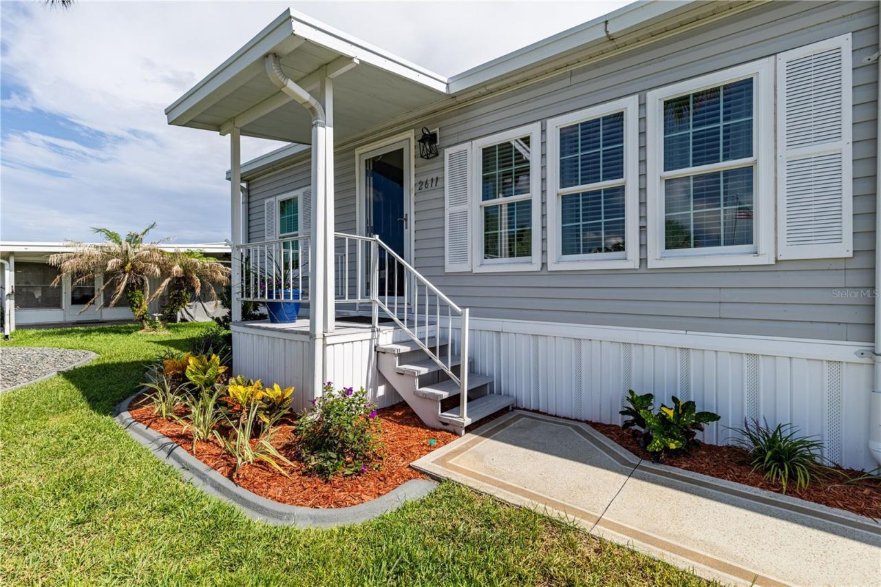 2611 Vindale Road, Tavares, FL 32778 Photo