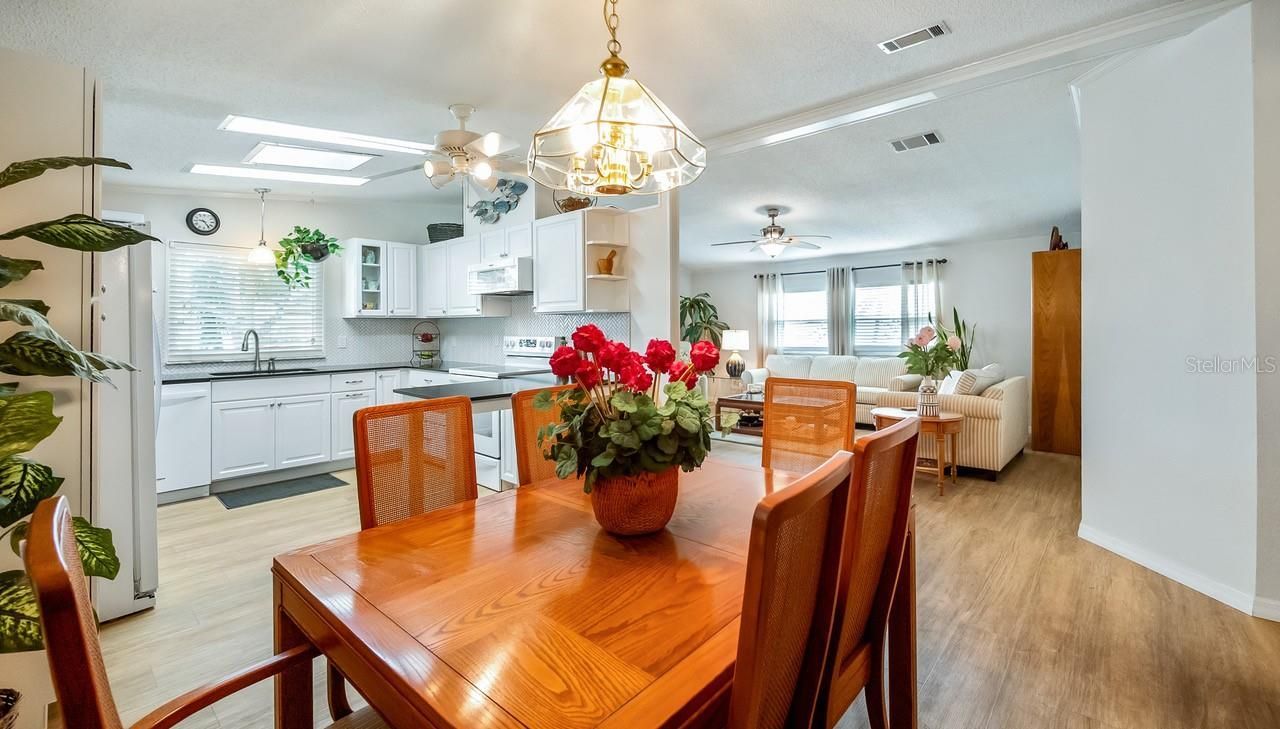3109 Manatee Road , Tavares, FL 32778 Photo